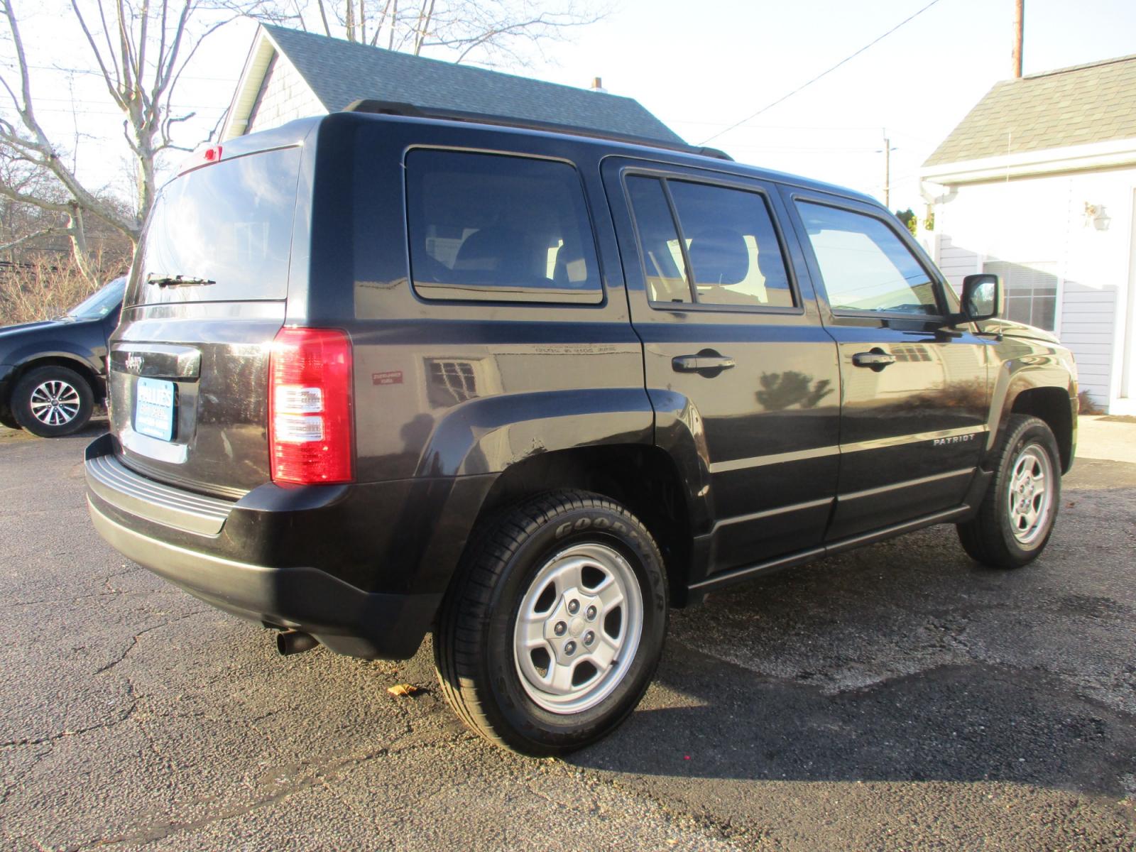 2016 Jeep Patriot (1C4NJRBB3GD) , AUTOMATIC transmission, located at 540a Delsea Drive, Sewell, NJ, 08080, (856) 589-6888, 39.752560, -75.111206 - Photo #7